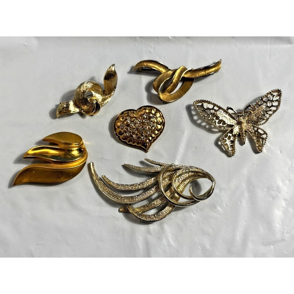 Vintage Brooch Lot 6pc‎ Sarah Coventry Monet Gold Tone Butterfly Heart Knot